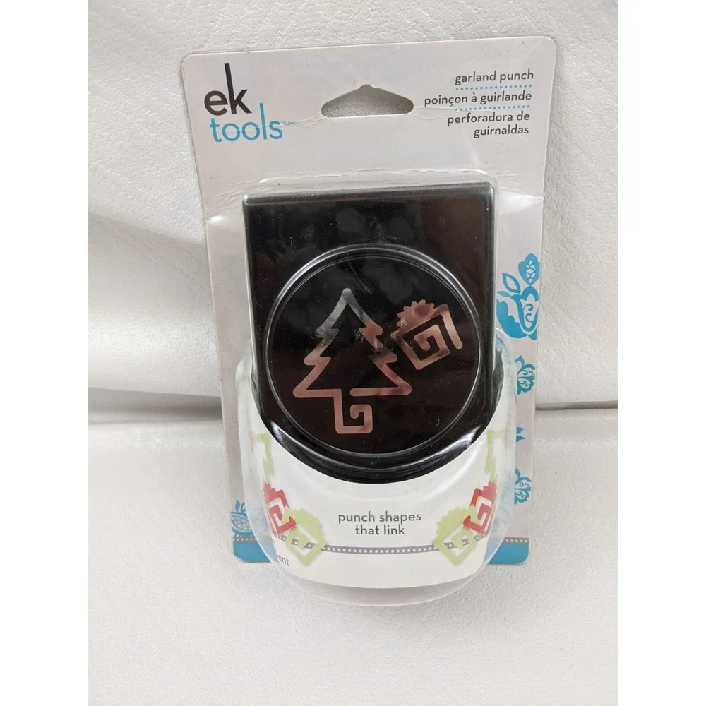 EK tools Success Garland Punch Punch HTF - Christmas Tree Hoilday